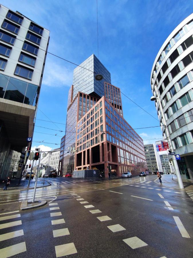 Room With Privat Shower In 3 Rooms Apartment Viena Exterior foto